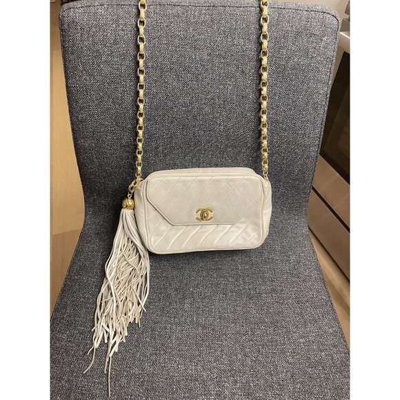 Chanel: RARE 1994 White Envelope Camera Vintage Chanel Quilted Lambskin Leather - Picture 1 of 16